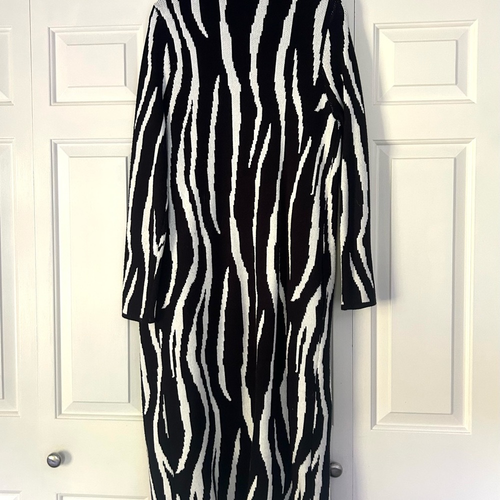 Banana Republic Zebra Print Long Cardigan Sweater M Medium - Picture 3 of 5
